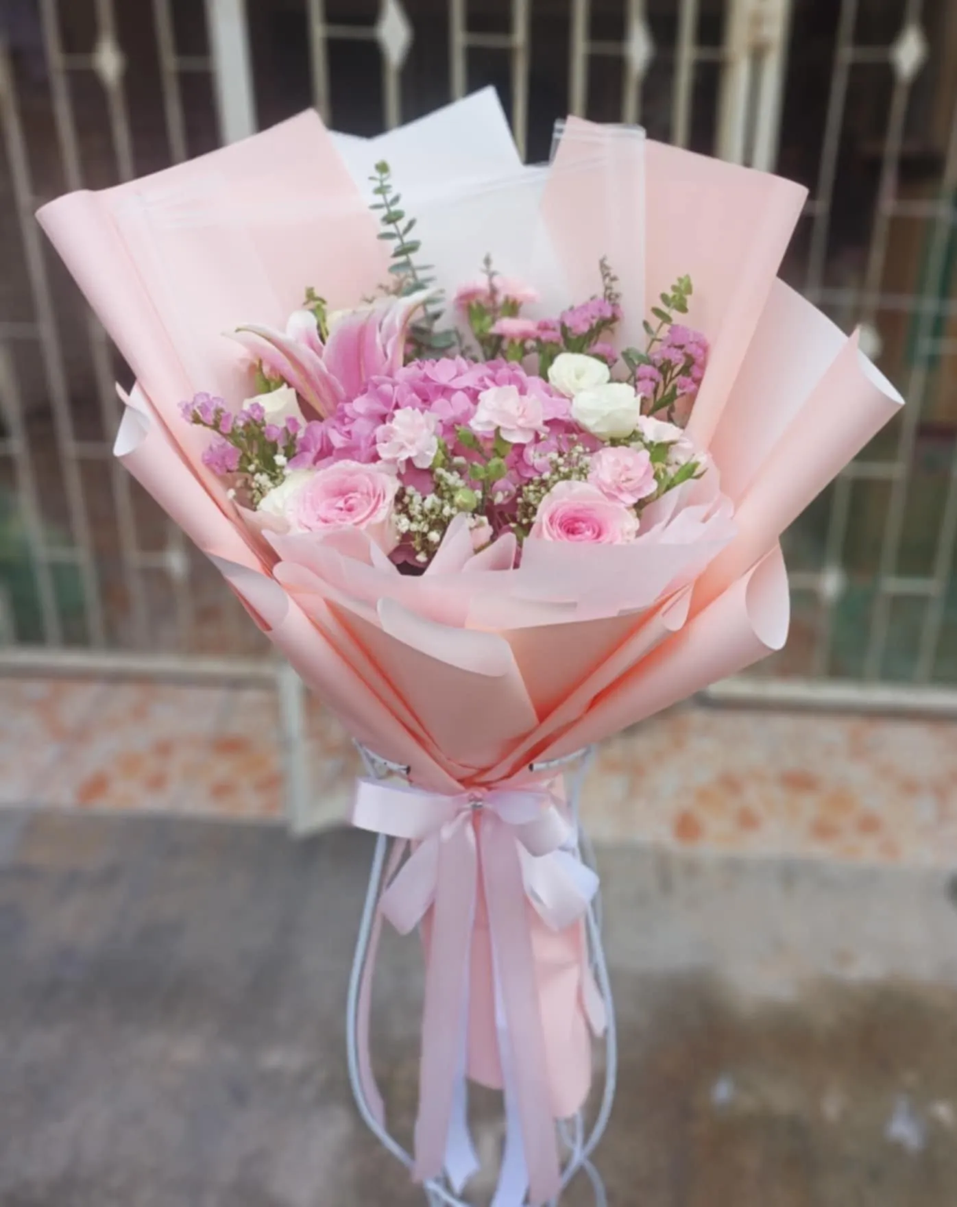 ดอกไม้แสดงความยินดี